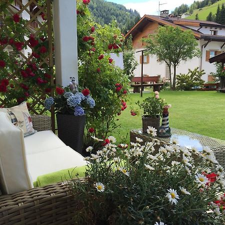 Apartments Vaiolet Santa Cristina Val Gardena ภายนอก รูปภาพ