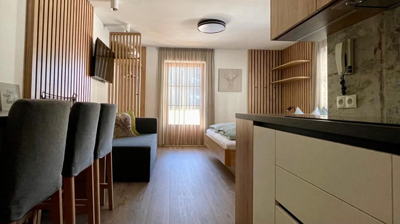 Apartments Vaiolet Santa Cristina Val Gardena ภายนอก รูปภาพ