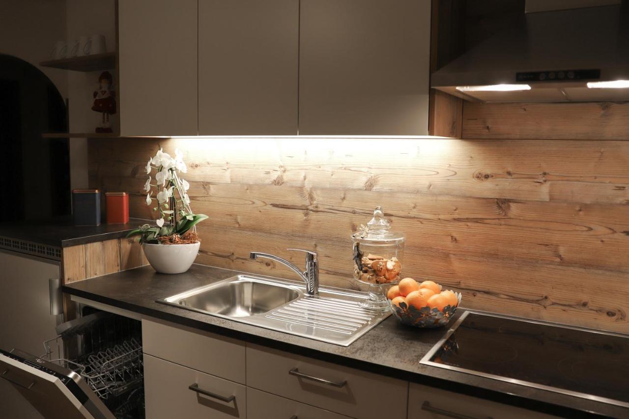 Apartments Vaiolet Santa Cristina Val Gardena ภายนอก รูปภาพ