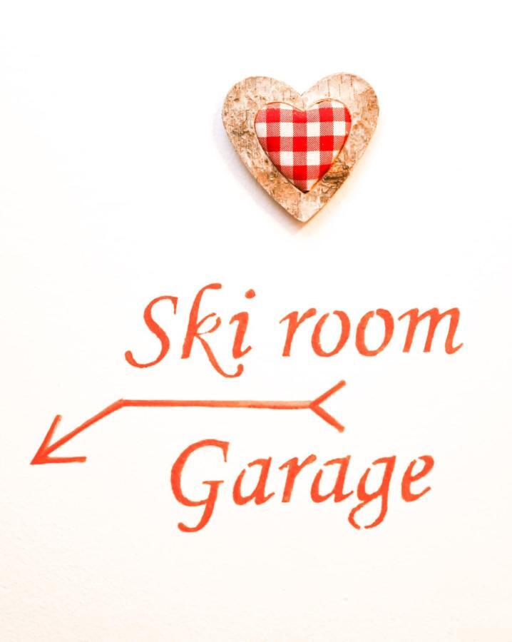 Apartments Vaiolet Santa Cristina Val Gardena ภายนอก รูปภาพ